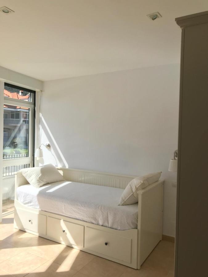 Con Terraza Primera Linea De Playa Appartement Finisterre